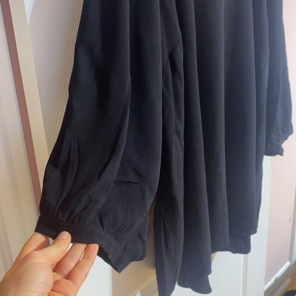 NWT Torrid Mini Black Long Sleeve Dress With Chain Detail Size 5X - Picture 2 of 8